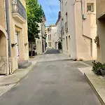 La Au Patio Suspendu Villa *